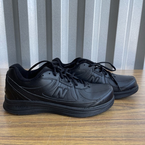 New Balance Walking Shoes Black Leather MW577BK Mens Size 10D New Without Box - Picture 1 of 9